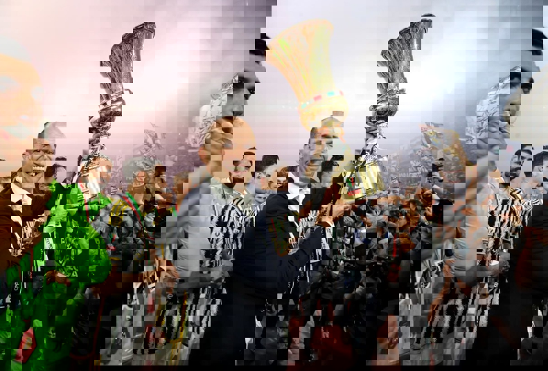 2193071