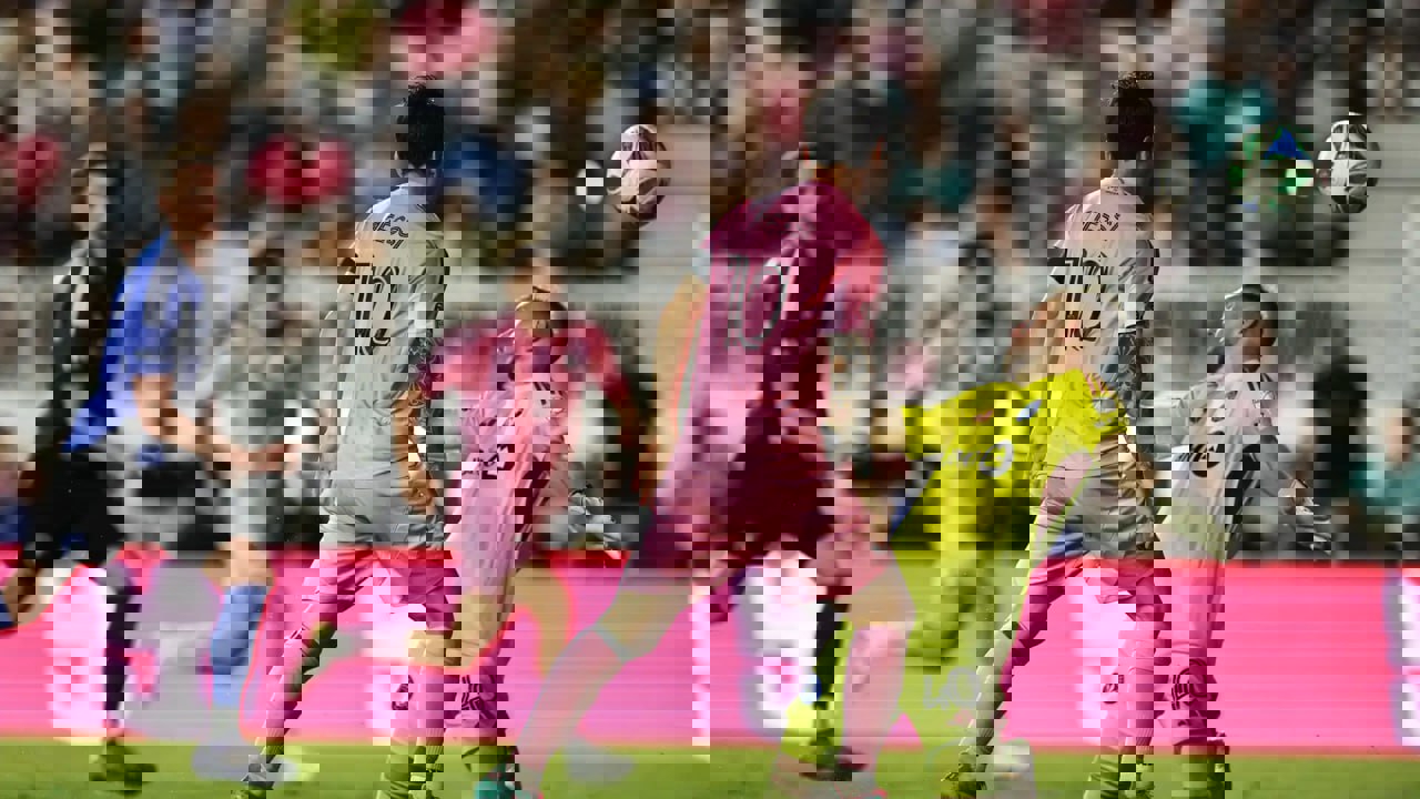 2193023