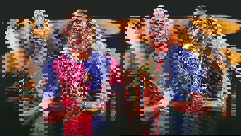 2193042