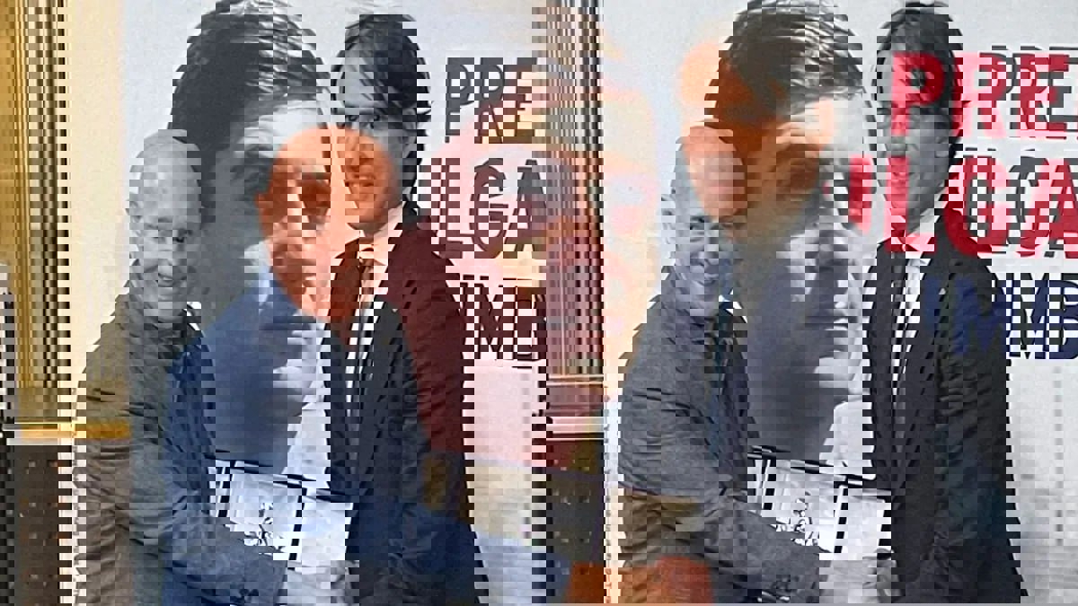 2193223