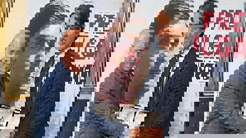 2193223