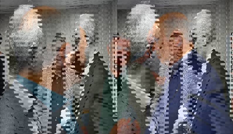 2193423