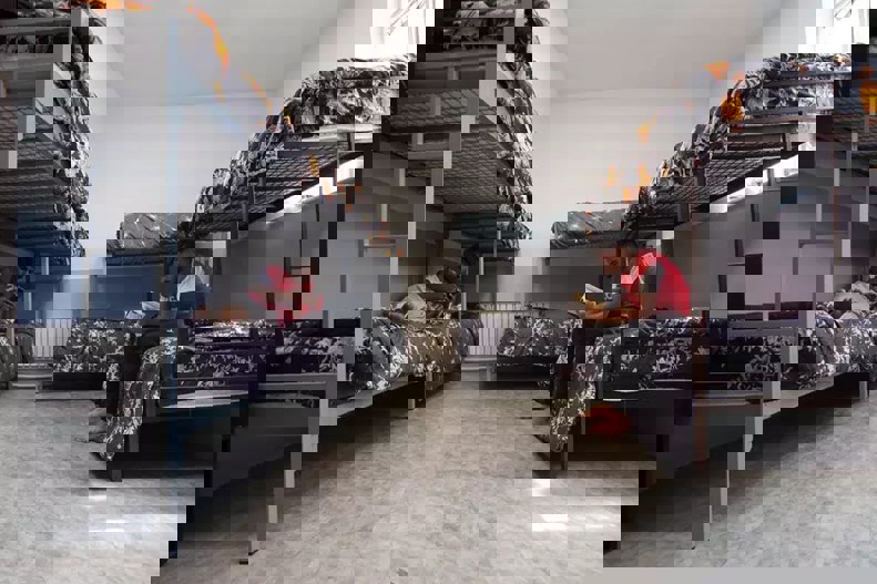 2193825