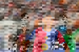 جراحی مدافع بارسا به‌دلیل مشکل تنفسی