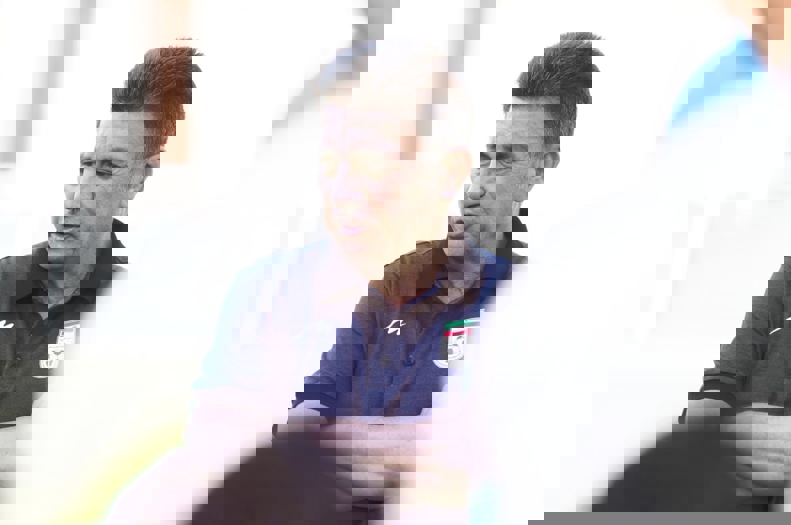 2193813