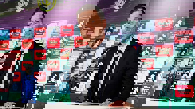 2193643
