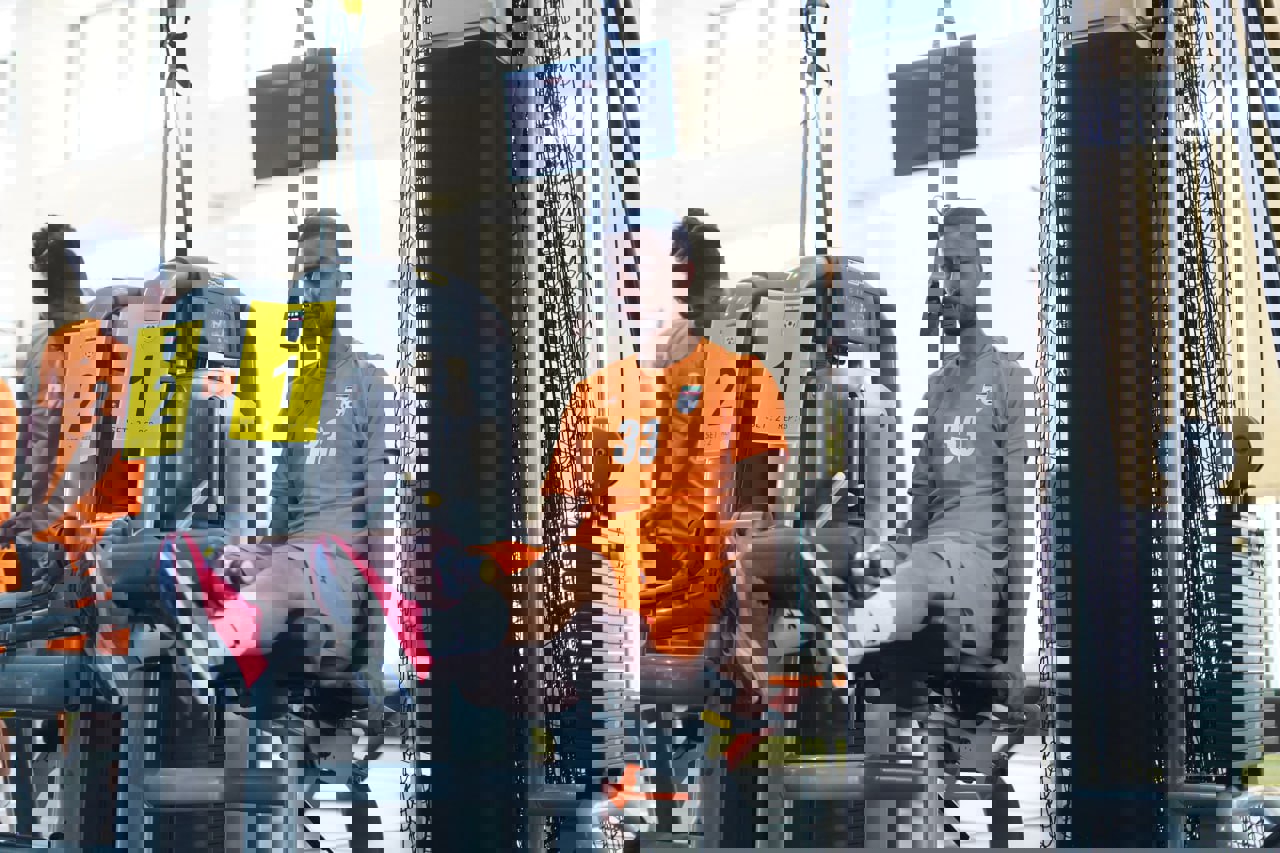 2193566