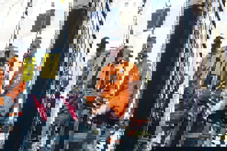 2193566