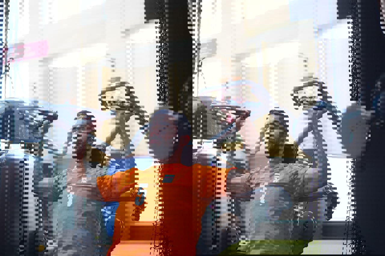 2193560