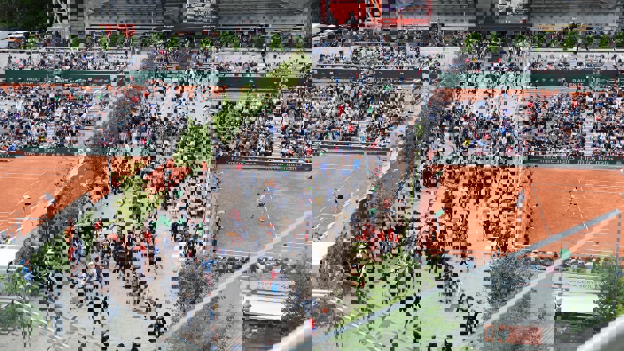 2193676