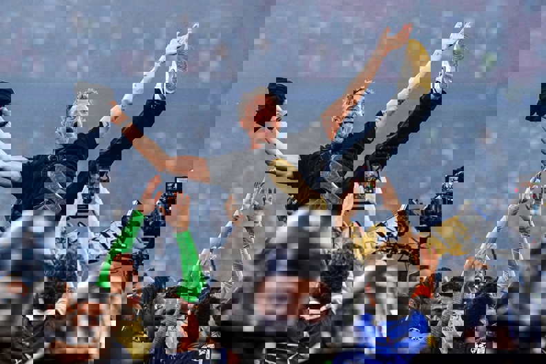 2193917