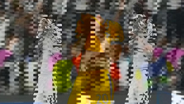 2193947