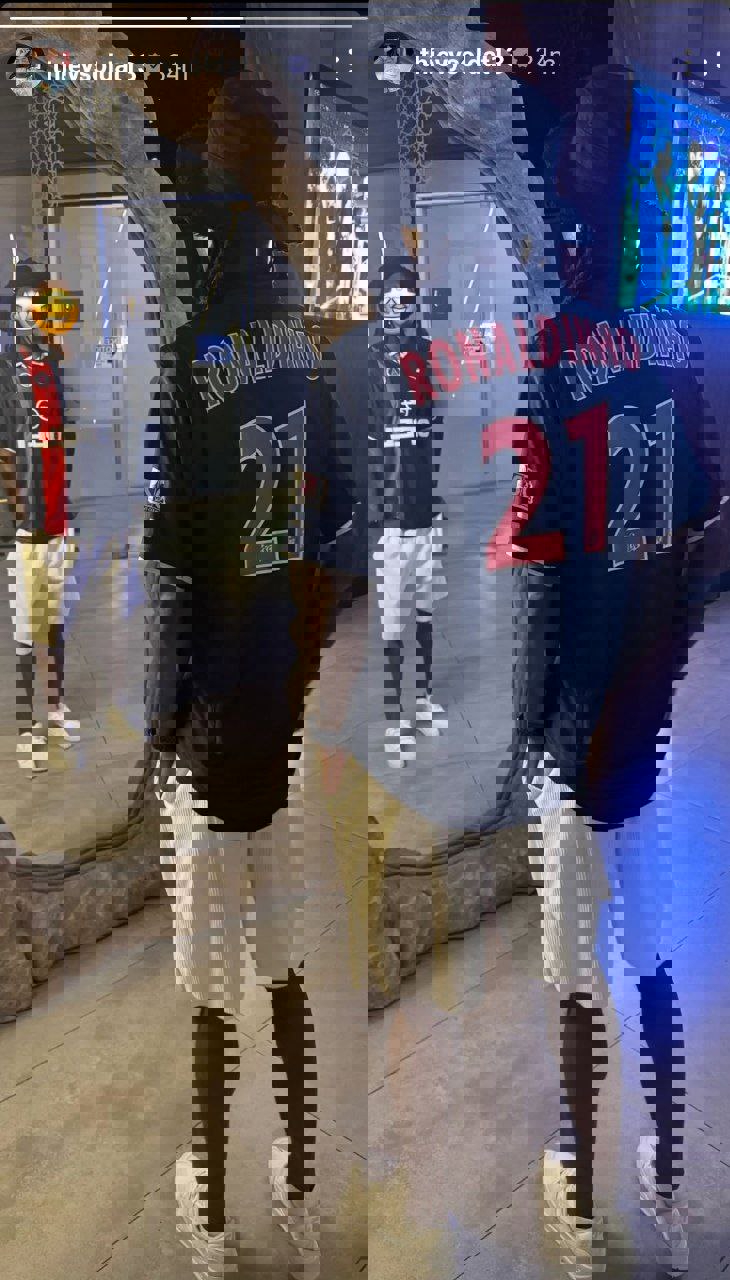 2194044