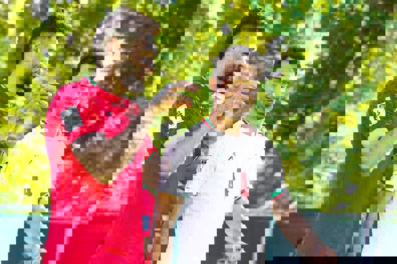 2194035