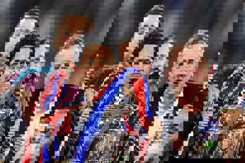 2194070