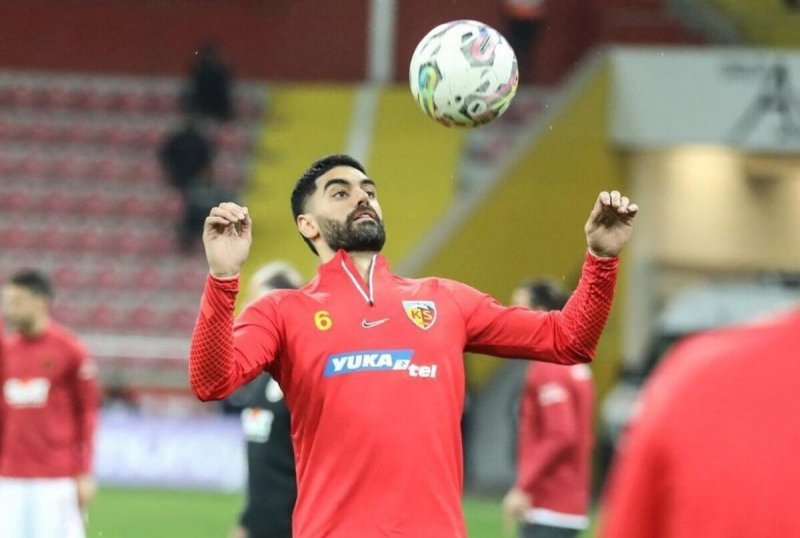 استقلال برای یک ستاره به باشگاه ترک نامه می‌زند