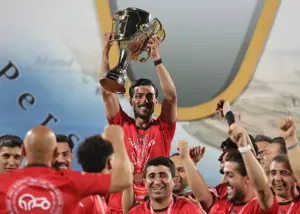 مدافع تراکتور از هواداران خداحافظی کرد
