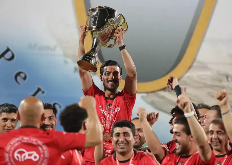 مدافع تراکتور از هواداران خداحافظی کرد