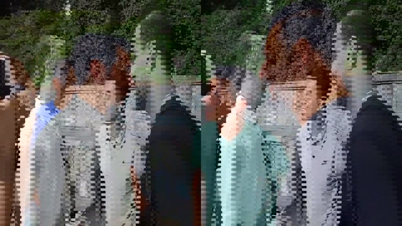 2194296