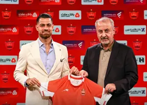 رسمی: پورعلی‌گنجی تا ۱۴۰۶ با پرسپوليس