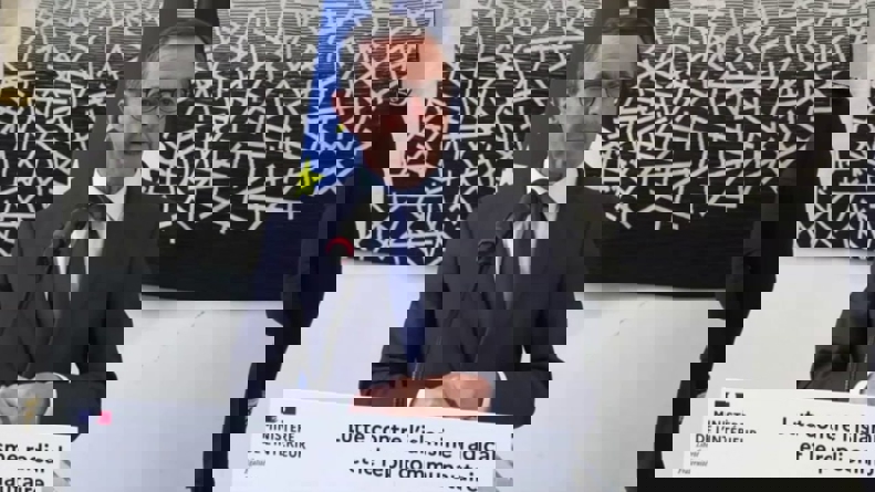 2194240