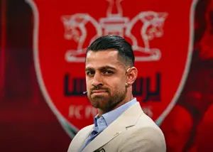 شماره هشت پرسپولیس صدتایی می‌شود