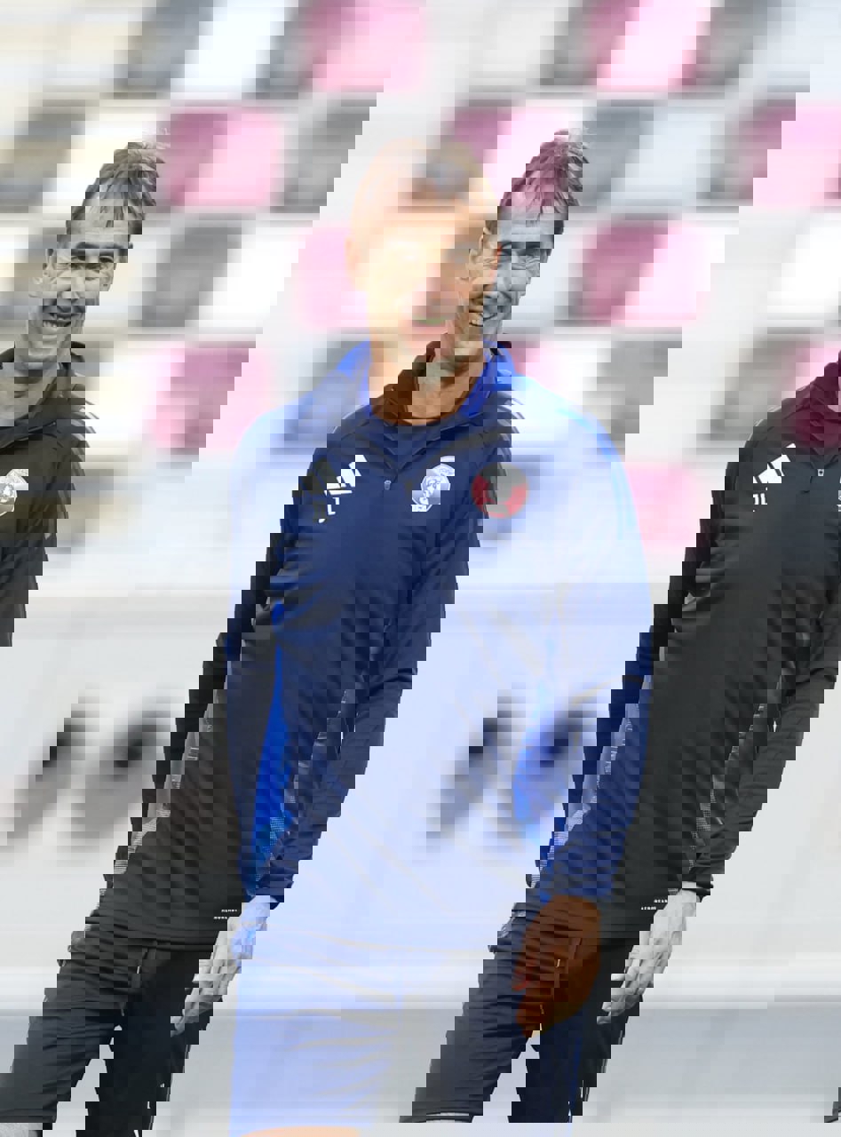 2194557