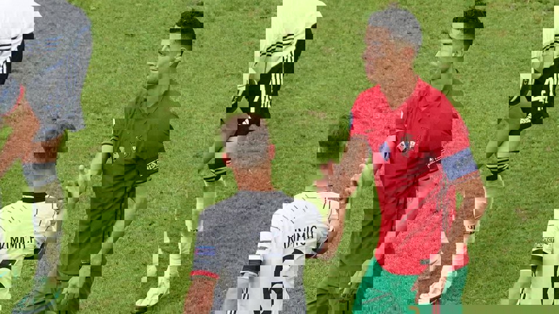 2194650
