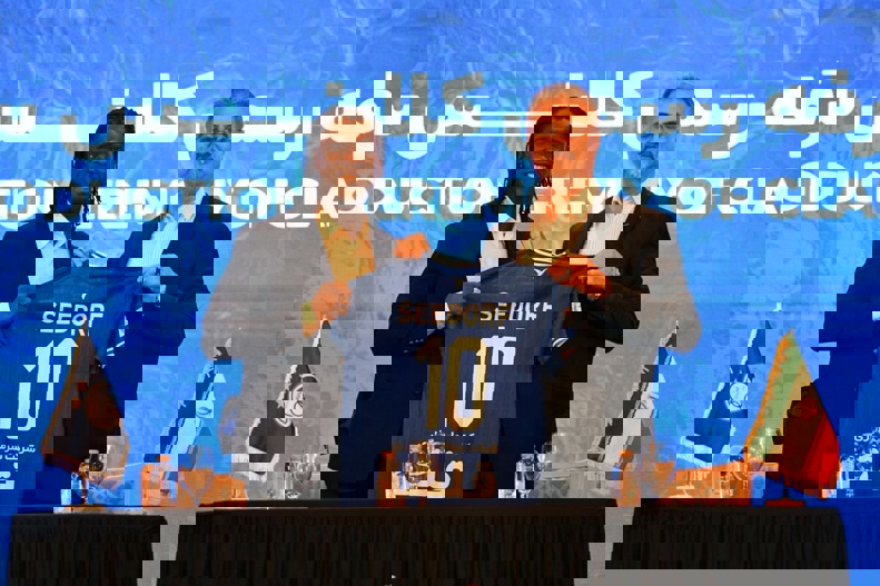 2194851