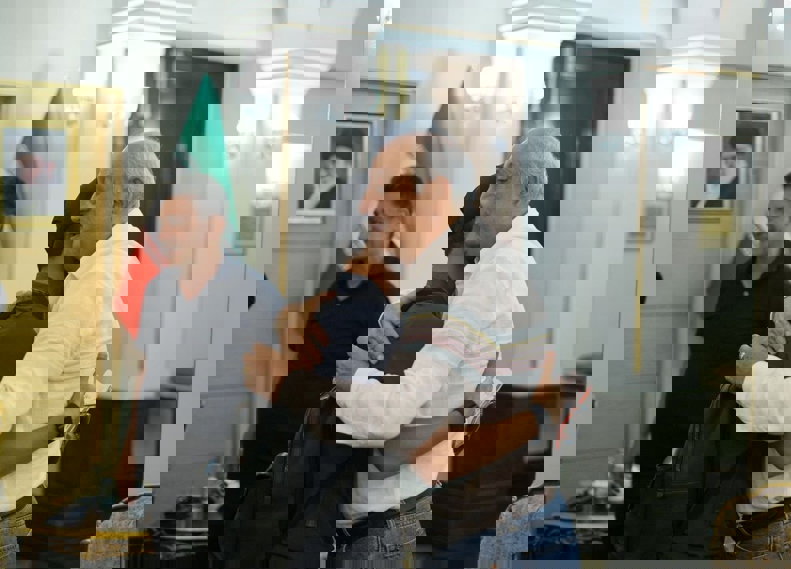 2194865