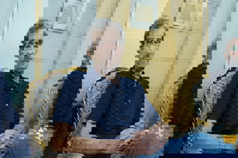 2194866
