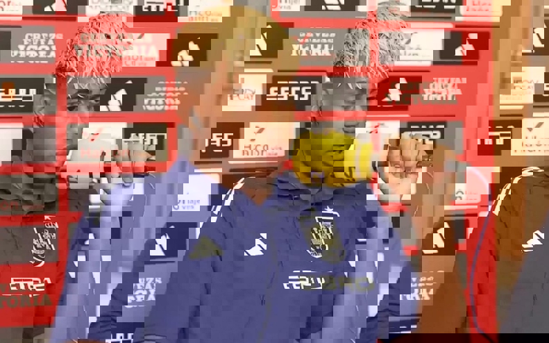 2195045