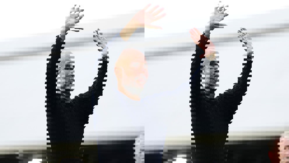 2194973