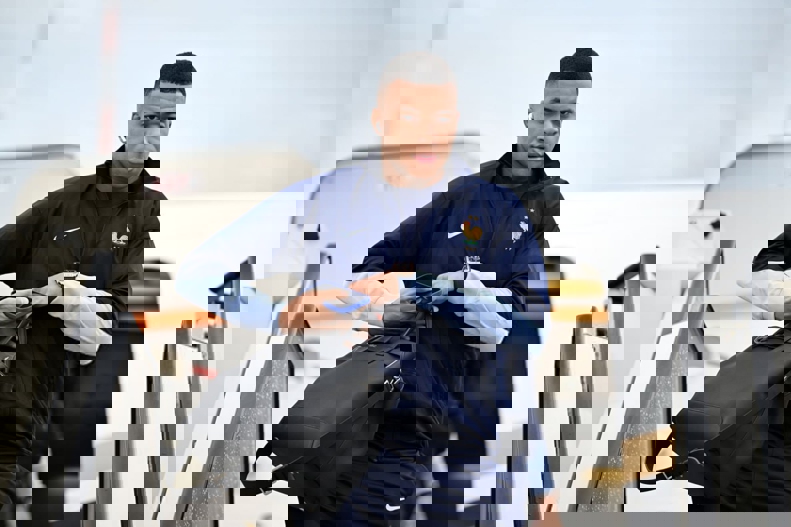 2195290