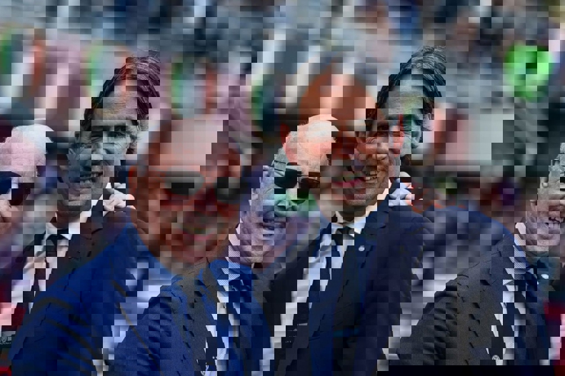 2195245