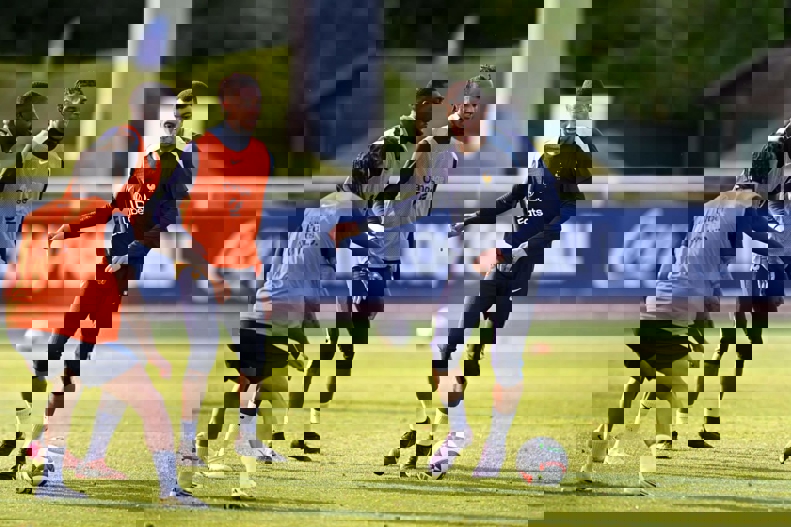 2195292