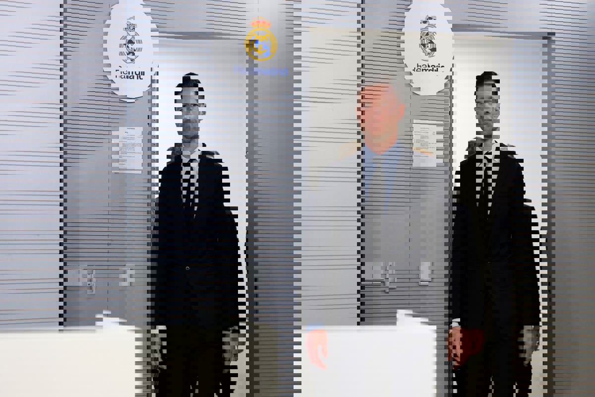 2195335