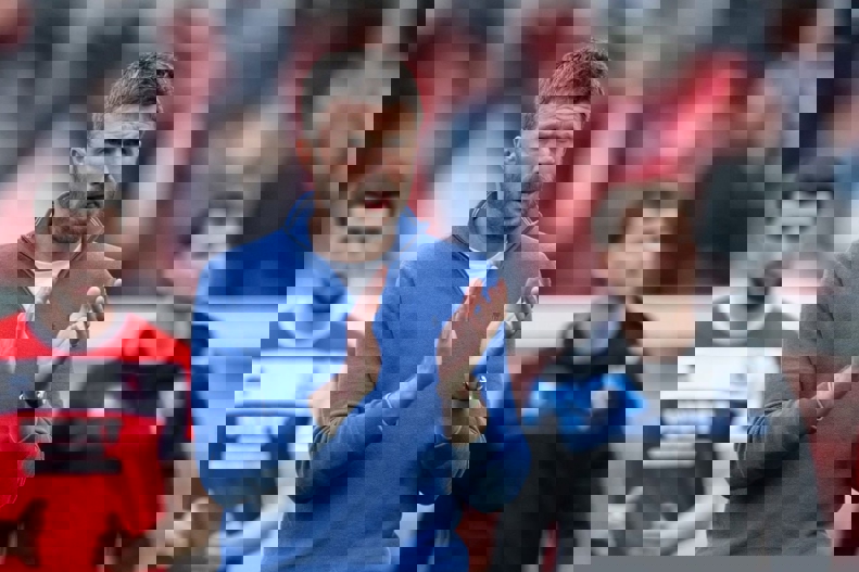 2195345
