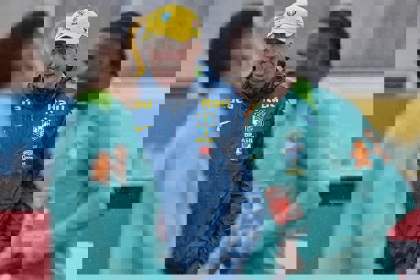 2195428