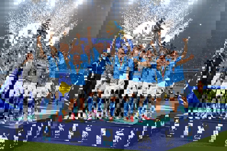 2195437