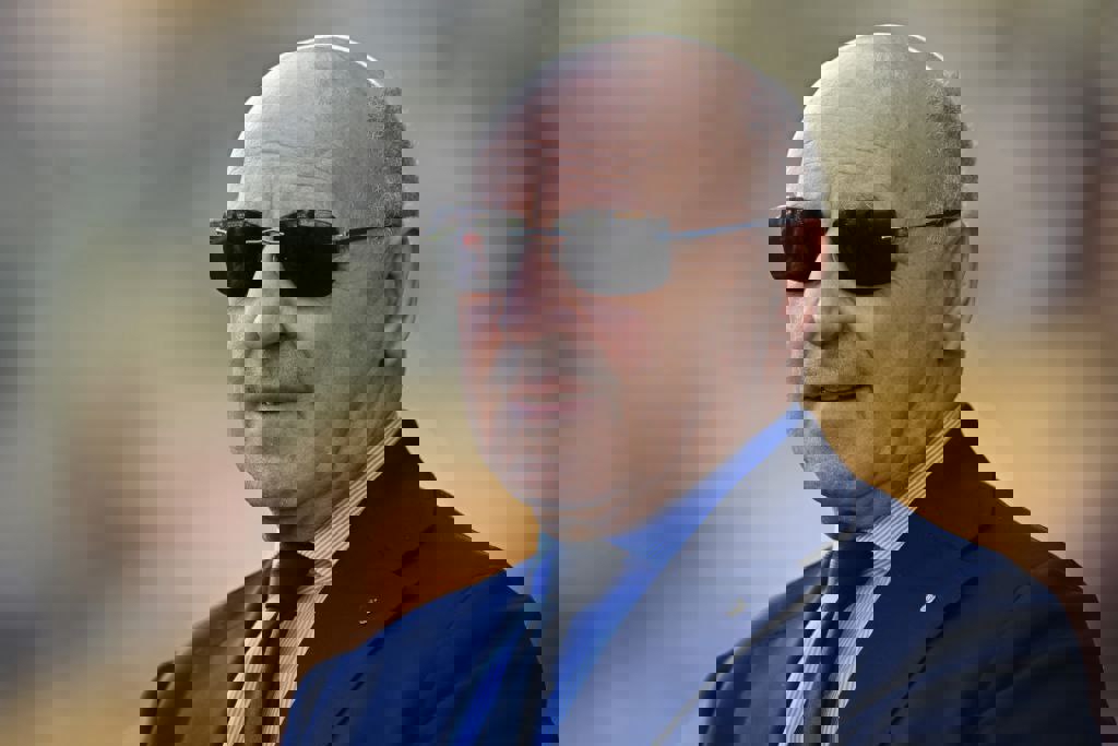 2195348