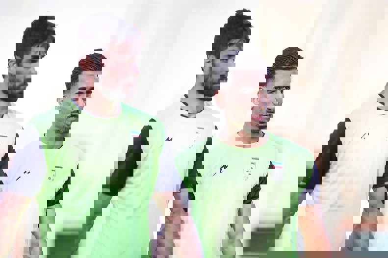 2195389