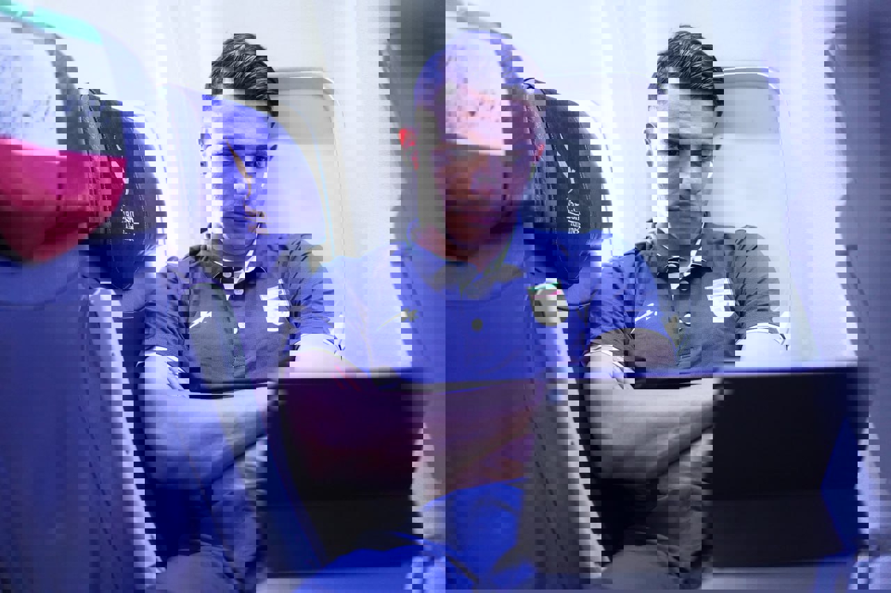 2195392
