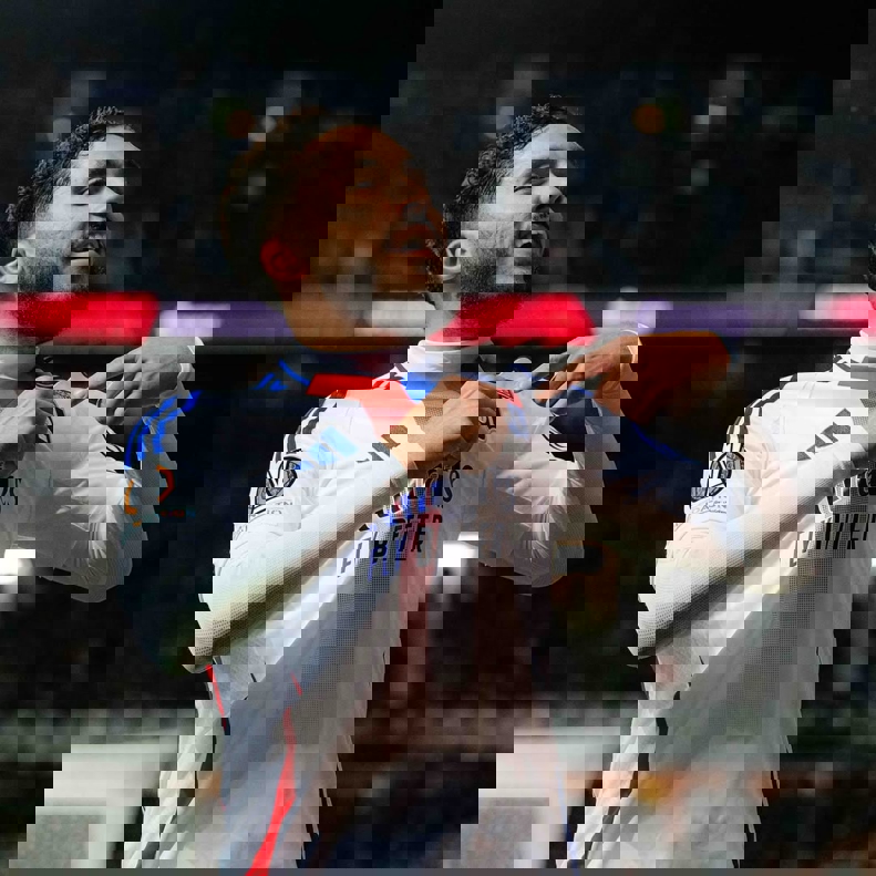 2195324