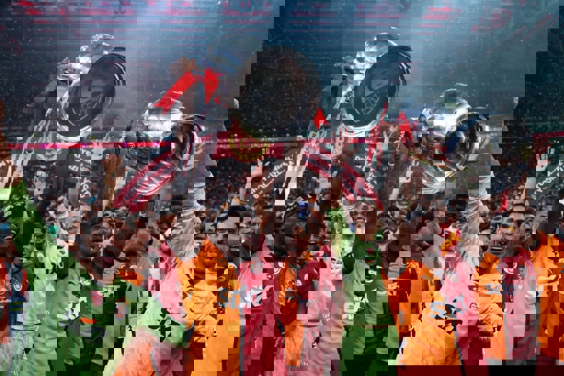 2195724