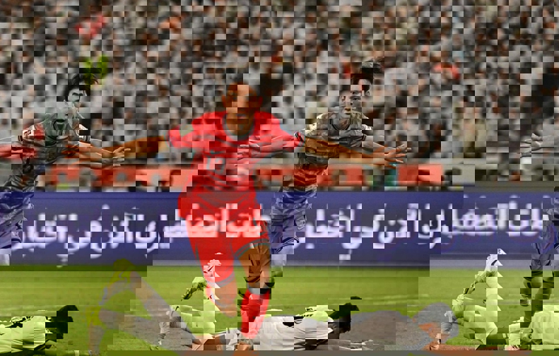 2195872
