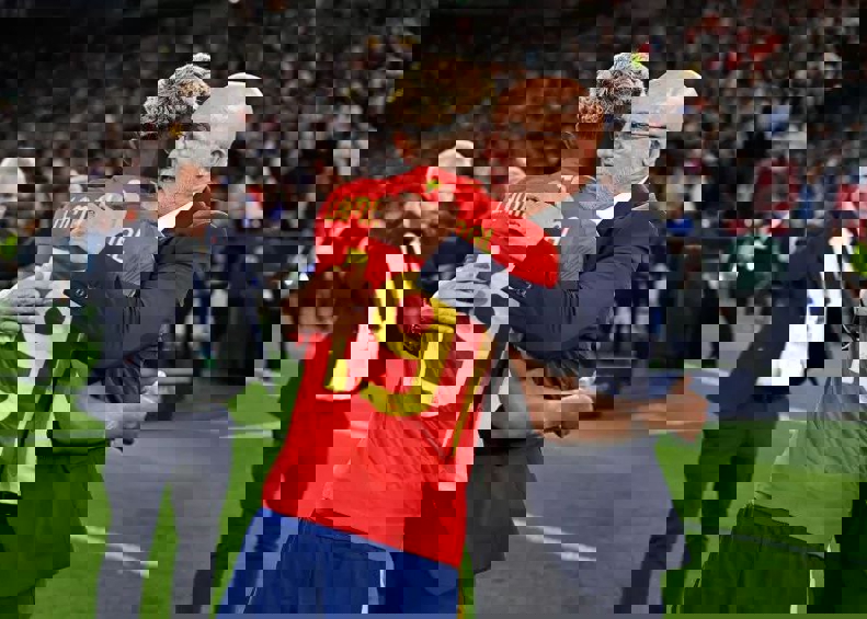 2196174