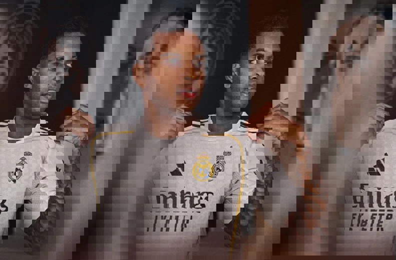 2196029
