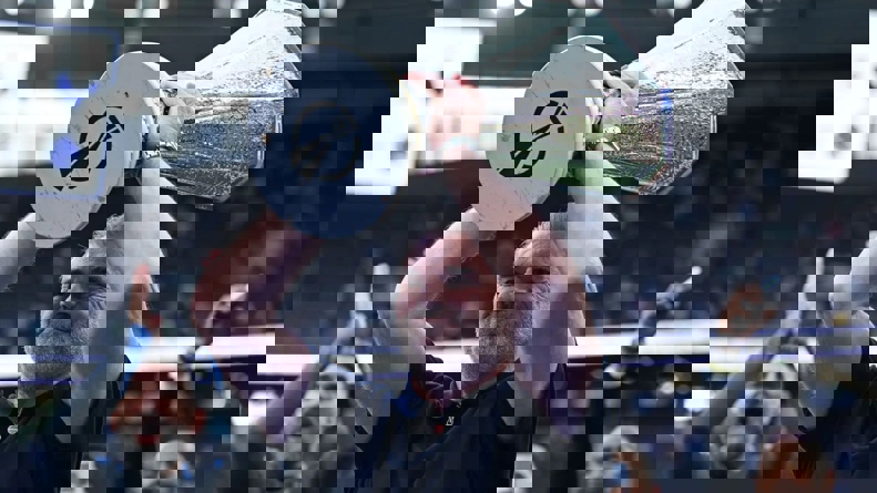 2196038