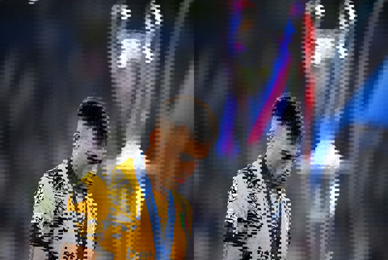 2196099